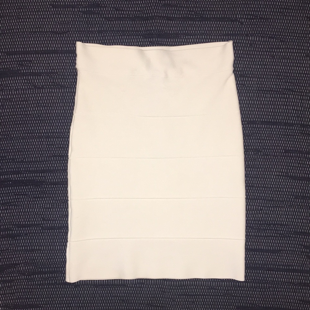 BCBGMAXARIA Simone Power Skirt Bodycon
